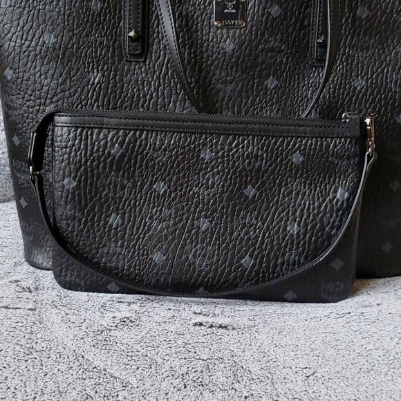 mcm pouch black